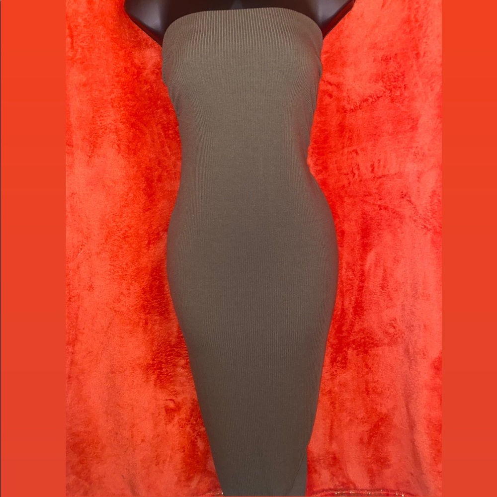 Dark green dress